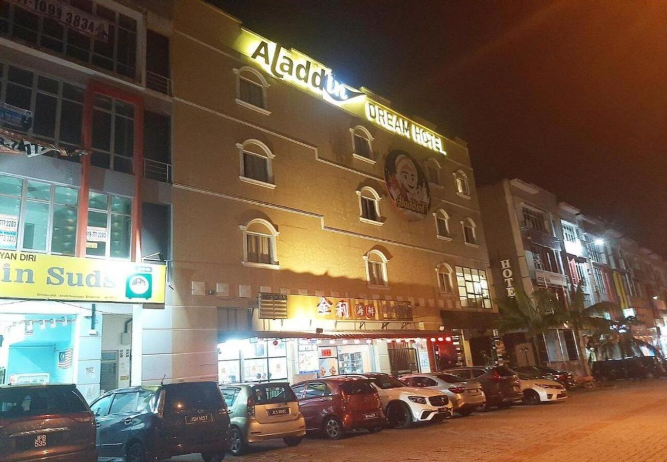 Aladdin Dream Hotel Johor Bahru Exterior photo